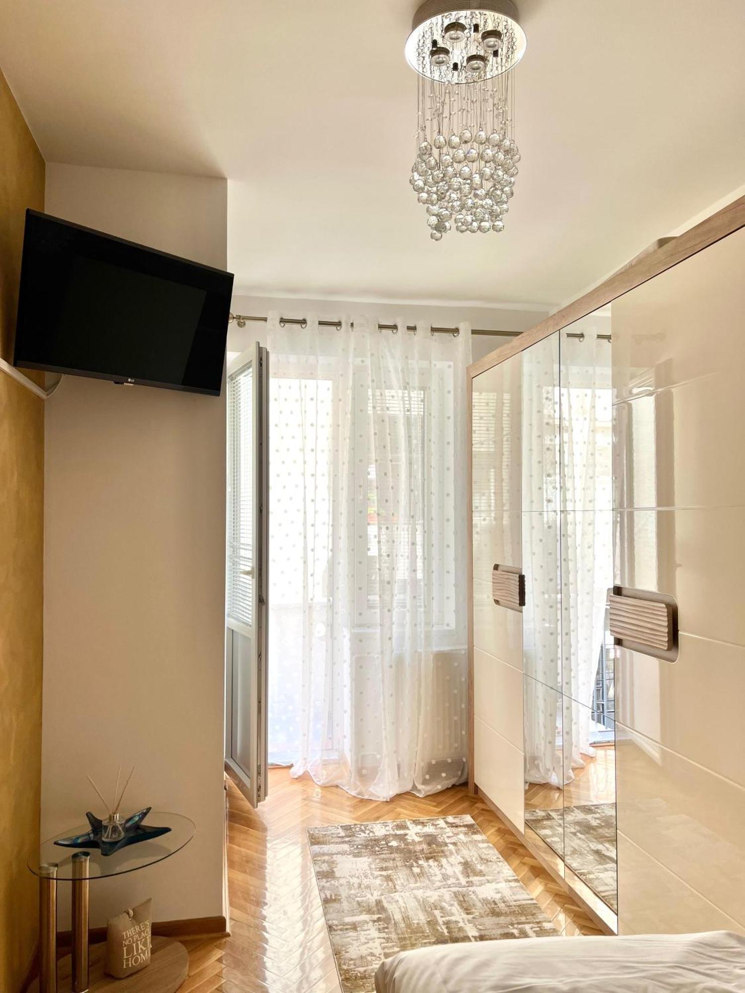 Lumo Apartment Ni Exterior foto